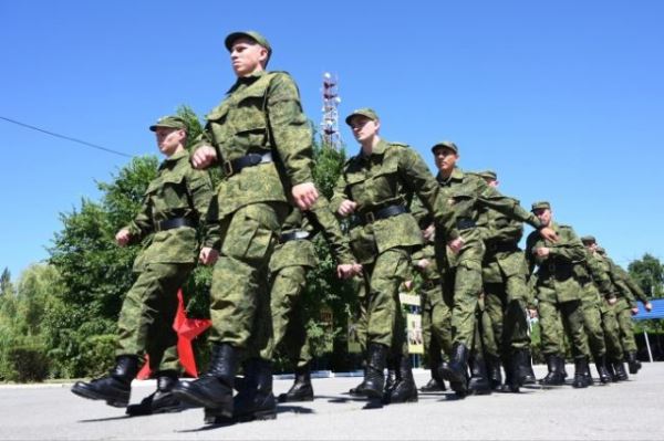 "РГ" публикует законы о выплатах военнослужащим